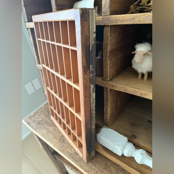 Vintage Wooden Printer's Tray - Picture 4 of 16